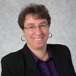 Engineering Professor Awarded Pew Teaching Excellence Award